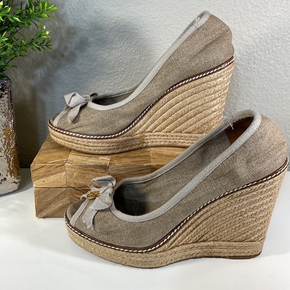 Tory Burch Jackie Peep Toe Espadrille Wedge Tan Gold Metallic Size 8 - Picture 3 of 16